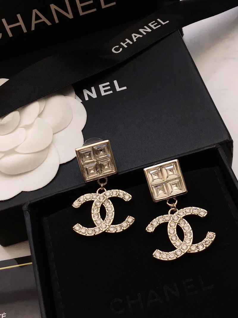 Ch**el earrings